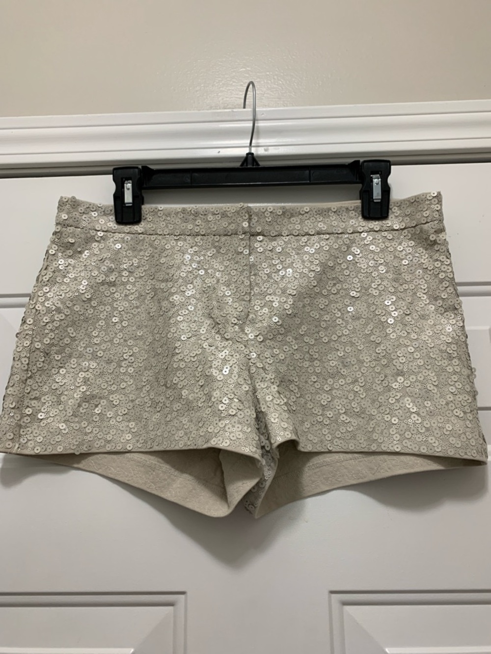 3/$15 Express Cream Sequin Cotton Shorts Size 8